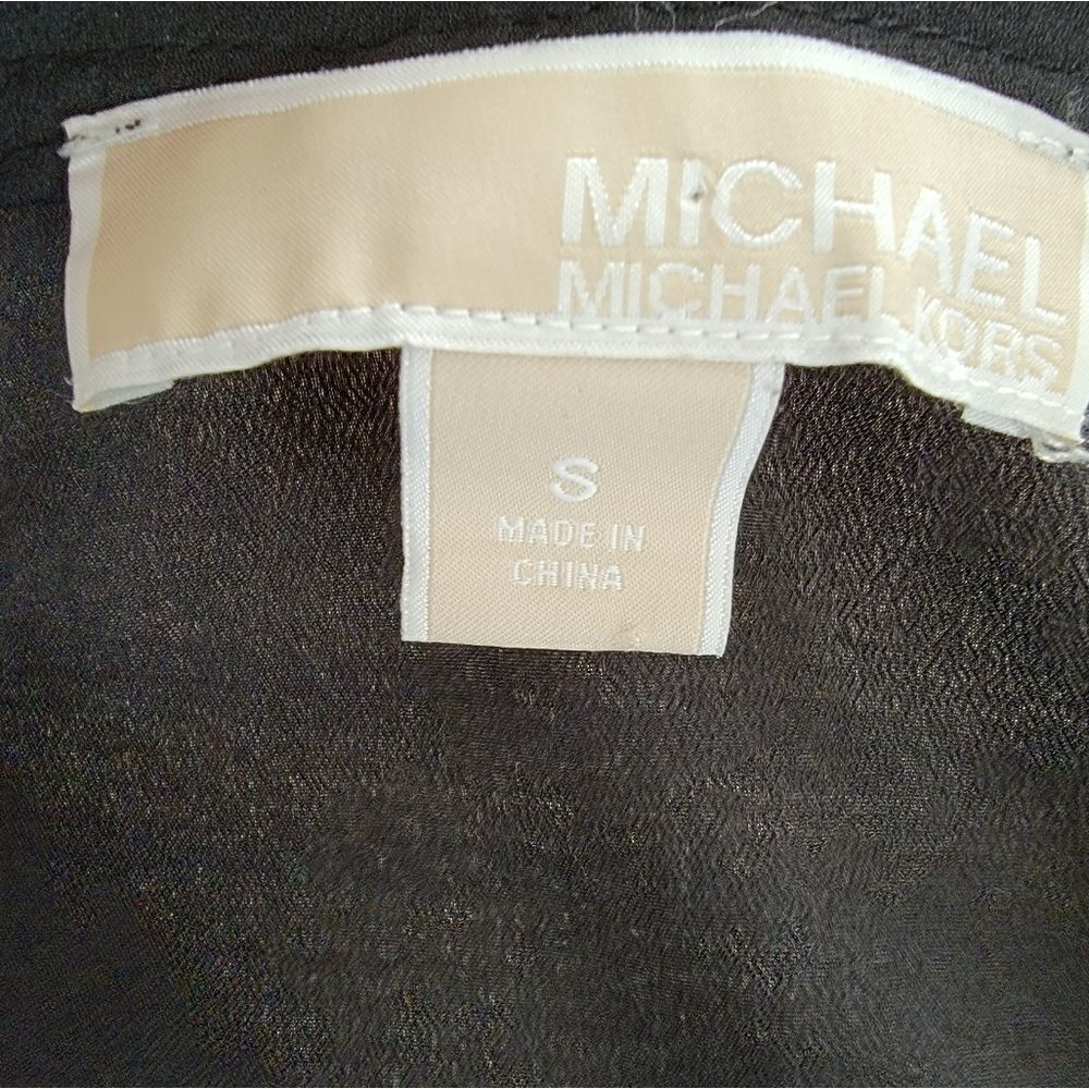 Michael Kors blouse - Picture 7 of 9